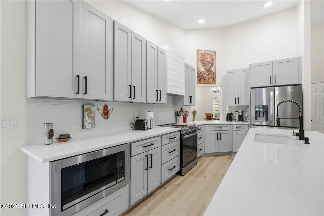Photo of 735 CHARMWOOD Drive