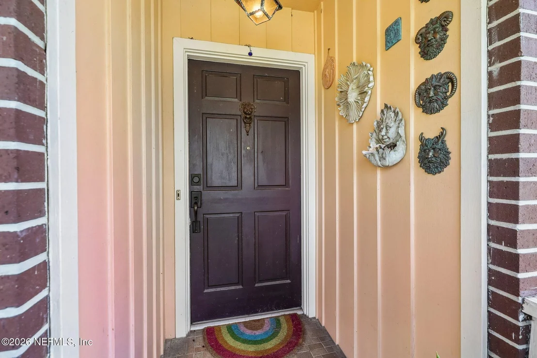 Photo of 1189 CROWN Drive