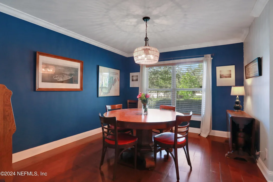 Photo of 6468 RIVER POINT Drive