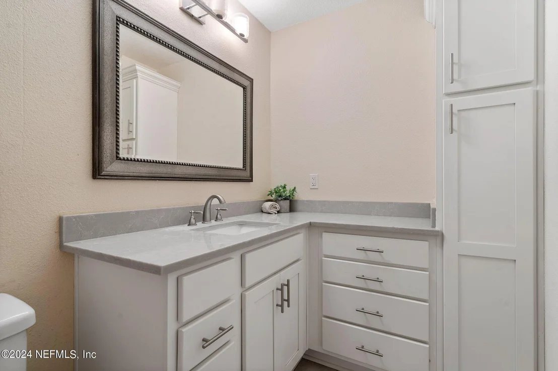 Photo of 926 WYNFIELD Circle