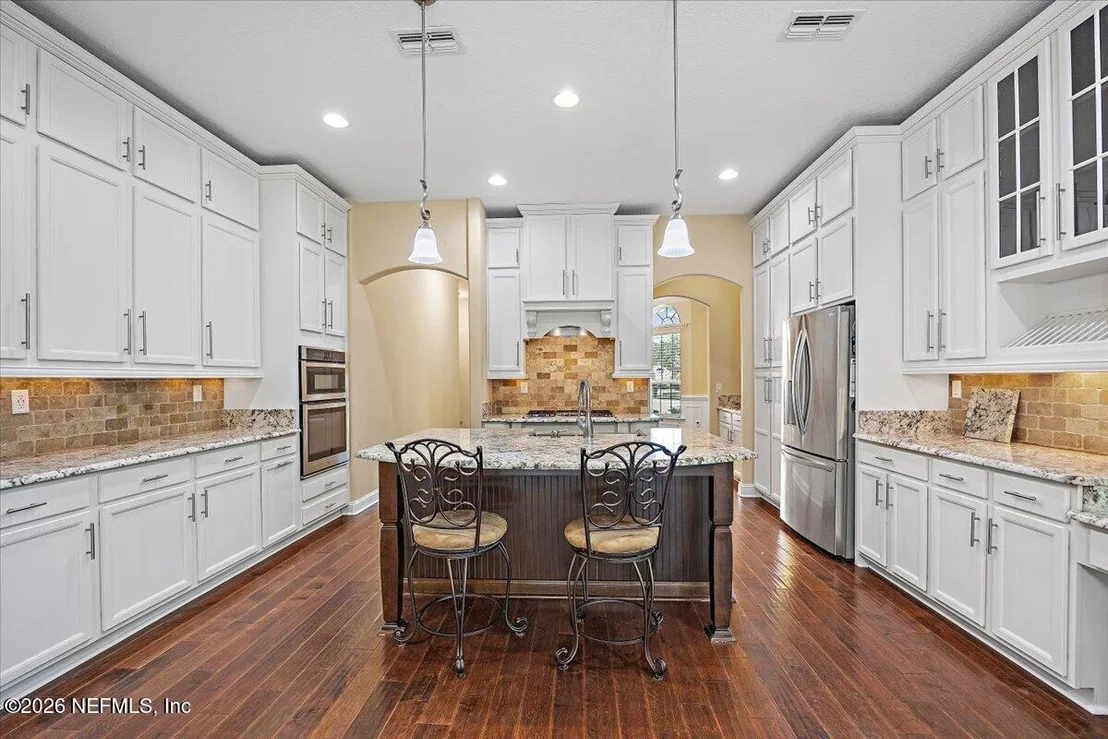 Photo of 275 ST JOHNS FOREST Boulevard