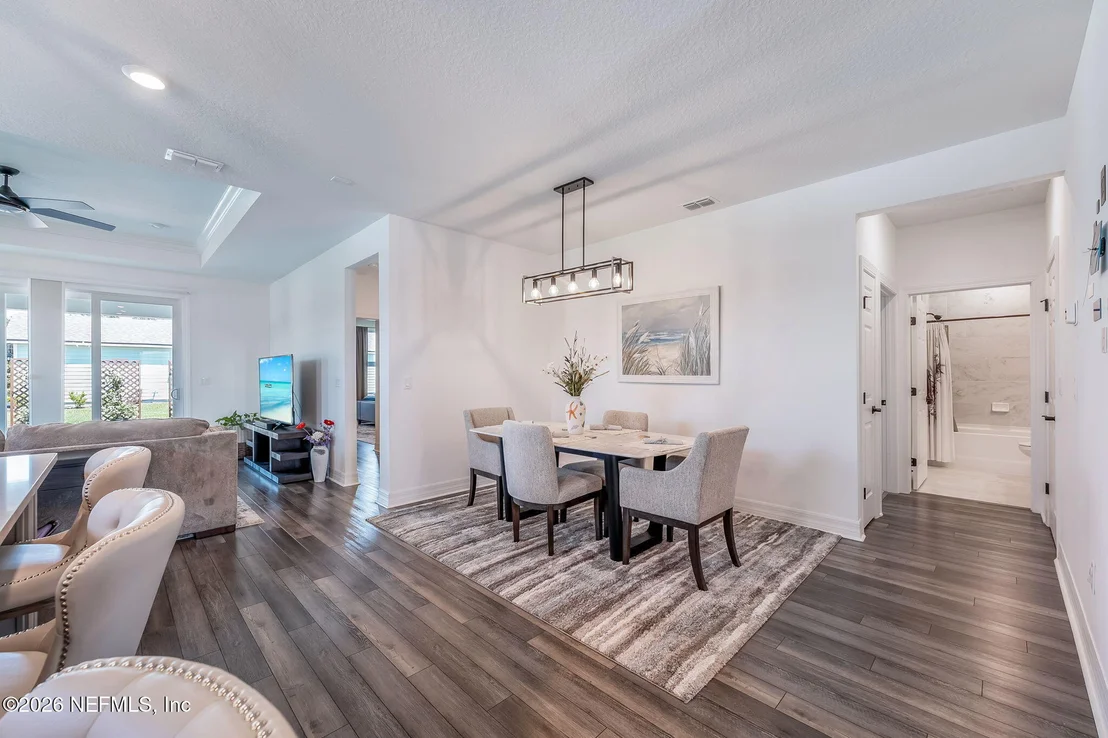 Photo of 212 ETHEREAL Square