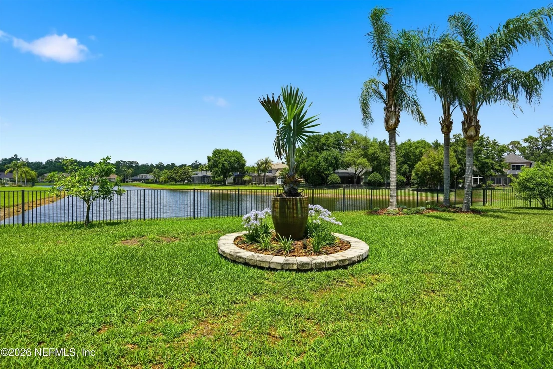 Photo of 430 SUMMERSET Drive