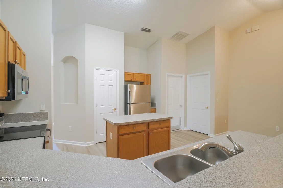 Photo of 474 MACKENZIE Circle