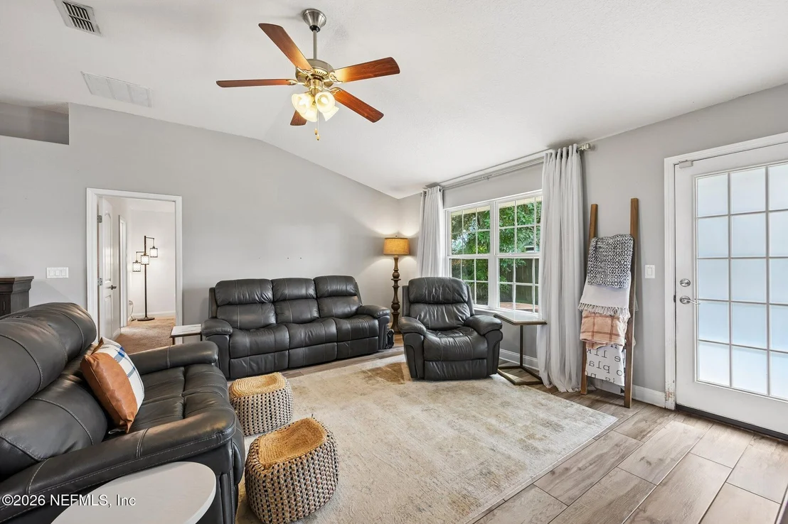 Photo of 6558 PEMBERLEY Lane