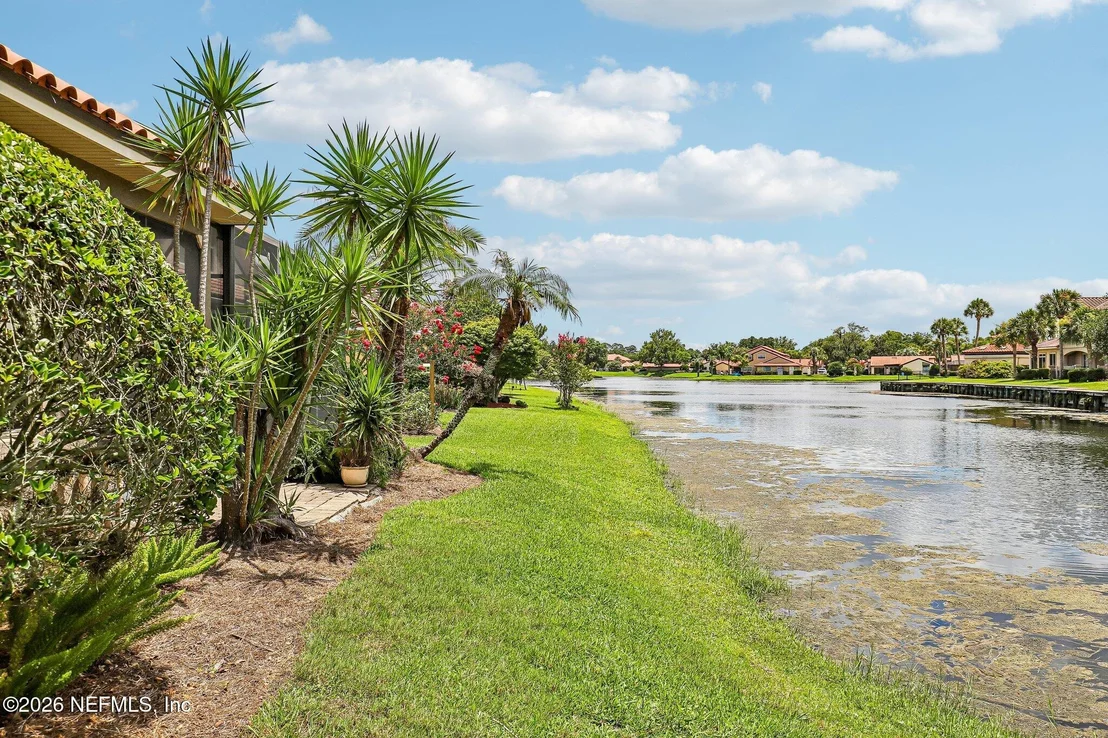 Photo of 4002 LA VISTA Circle