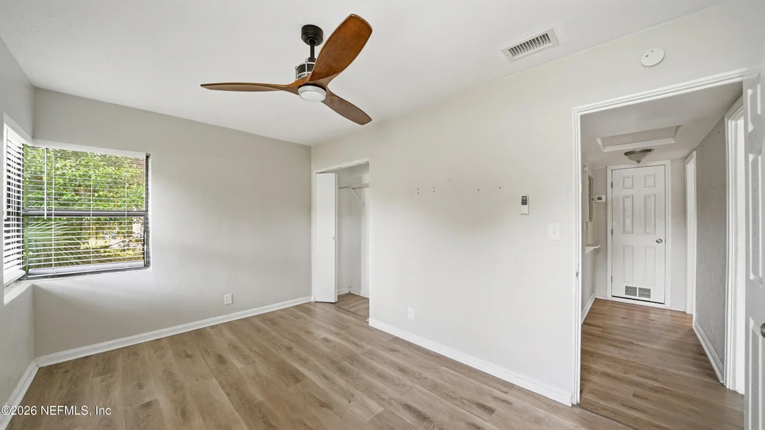 Photo of 5377 RIVER FOREST Drive