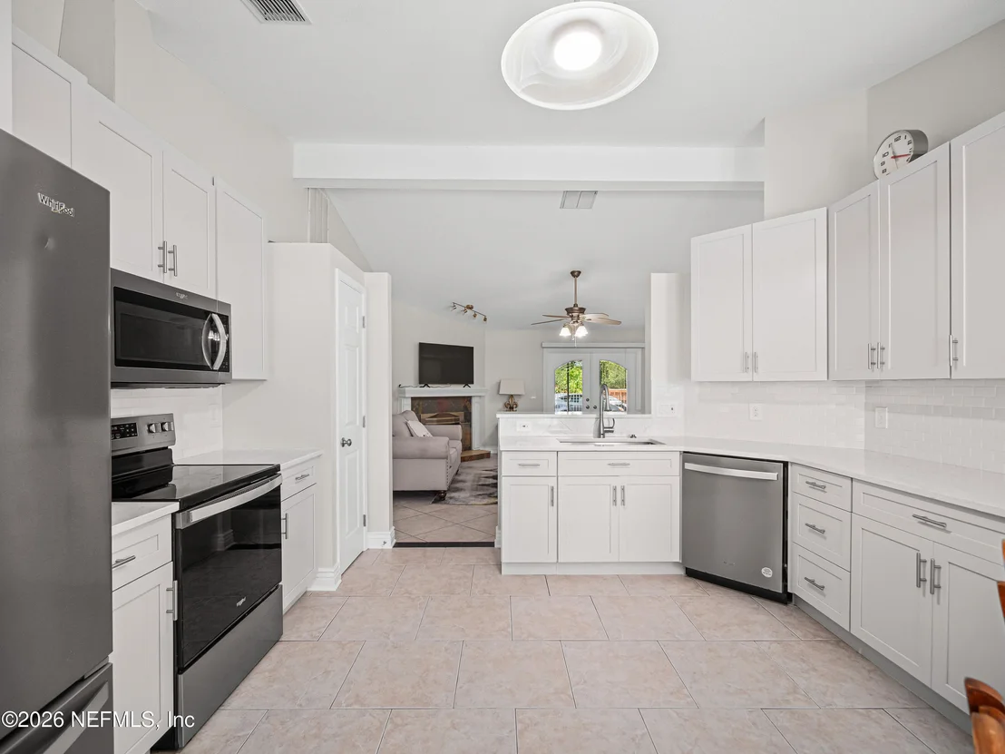 Photo of 1202 DORWINION Drive