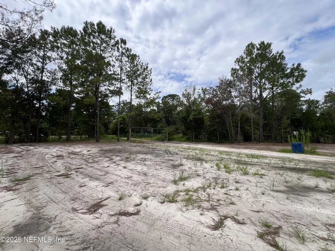 Photo of 921 COLE Road