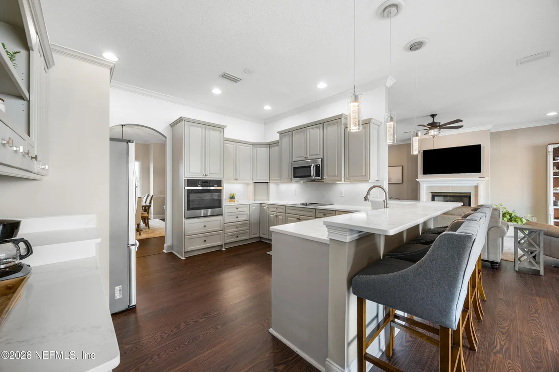 Photo of 7156 RAMOTH Drive