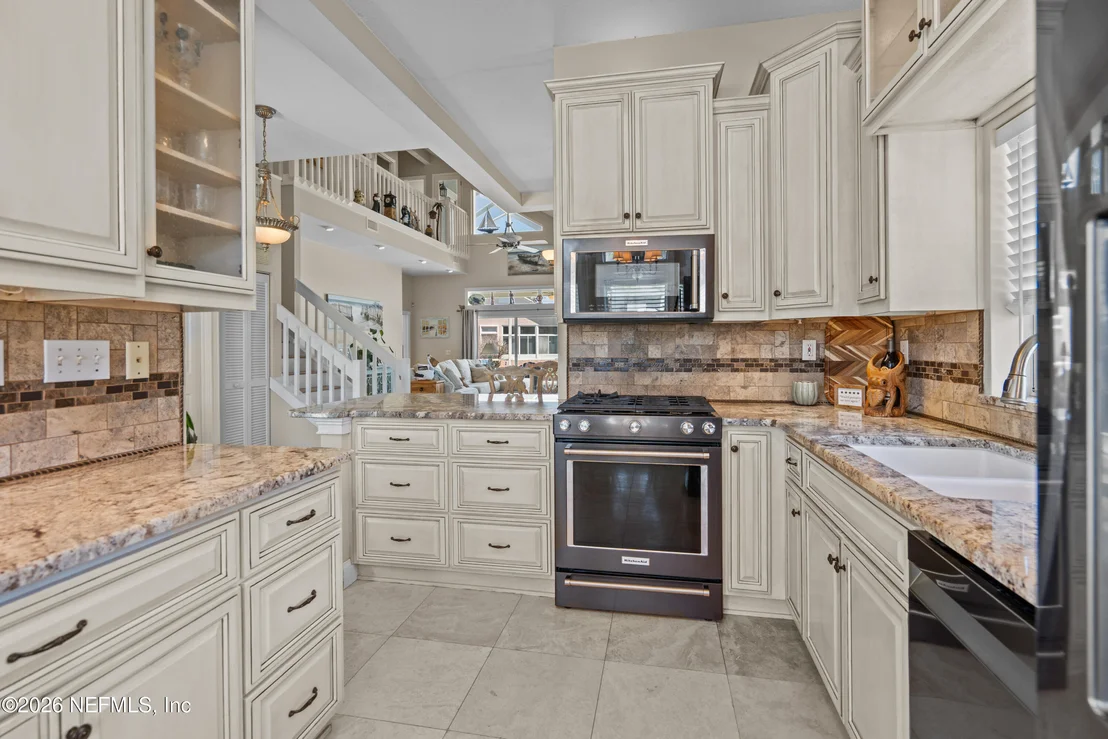 Photo of 265 KINGSTON Drive