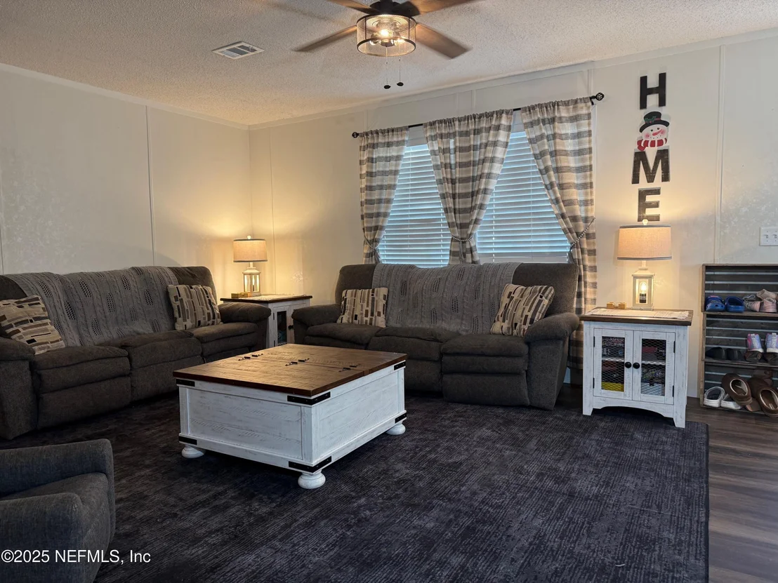 Photo of 22325 STATE ROAD 16