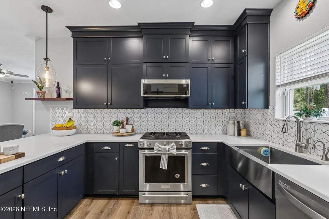Photo of 323 HOLLY FOREST Drive