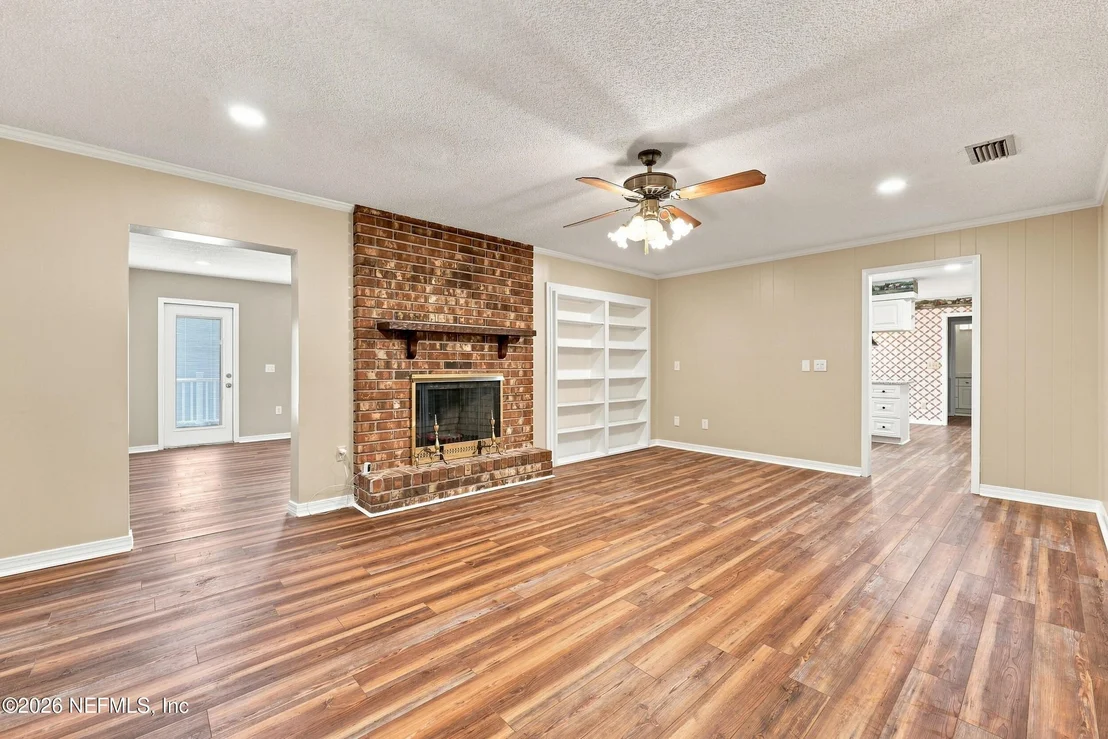Photo of 2069 MONMOUTH Circle
