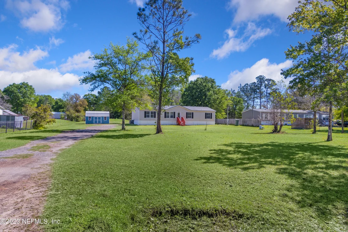 Photo of 44474 PINEBREEZE Circle