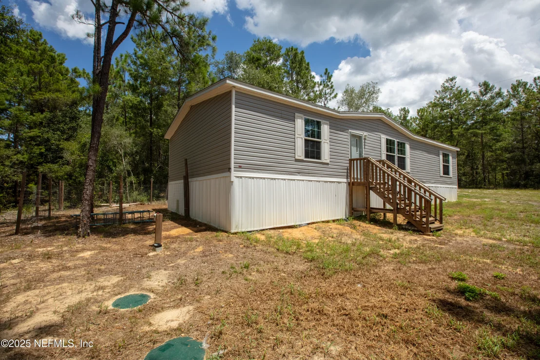 Photo of 121 KENNY Lane