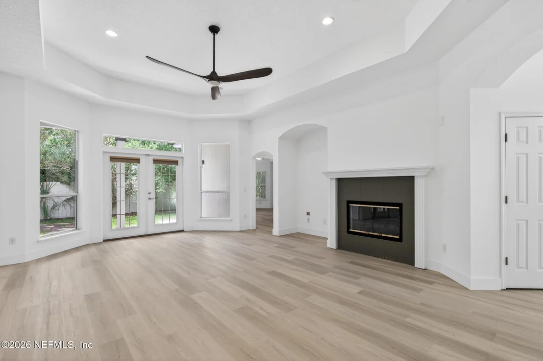 Photo of 10133 DELPOINT Lane