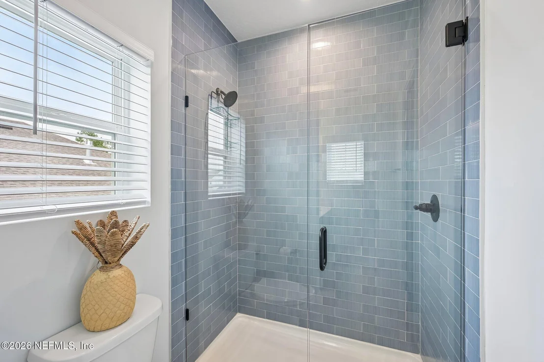 Photo of 375 SEAGROVE Drive