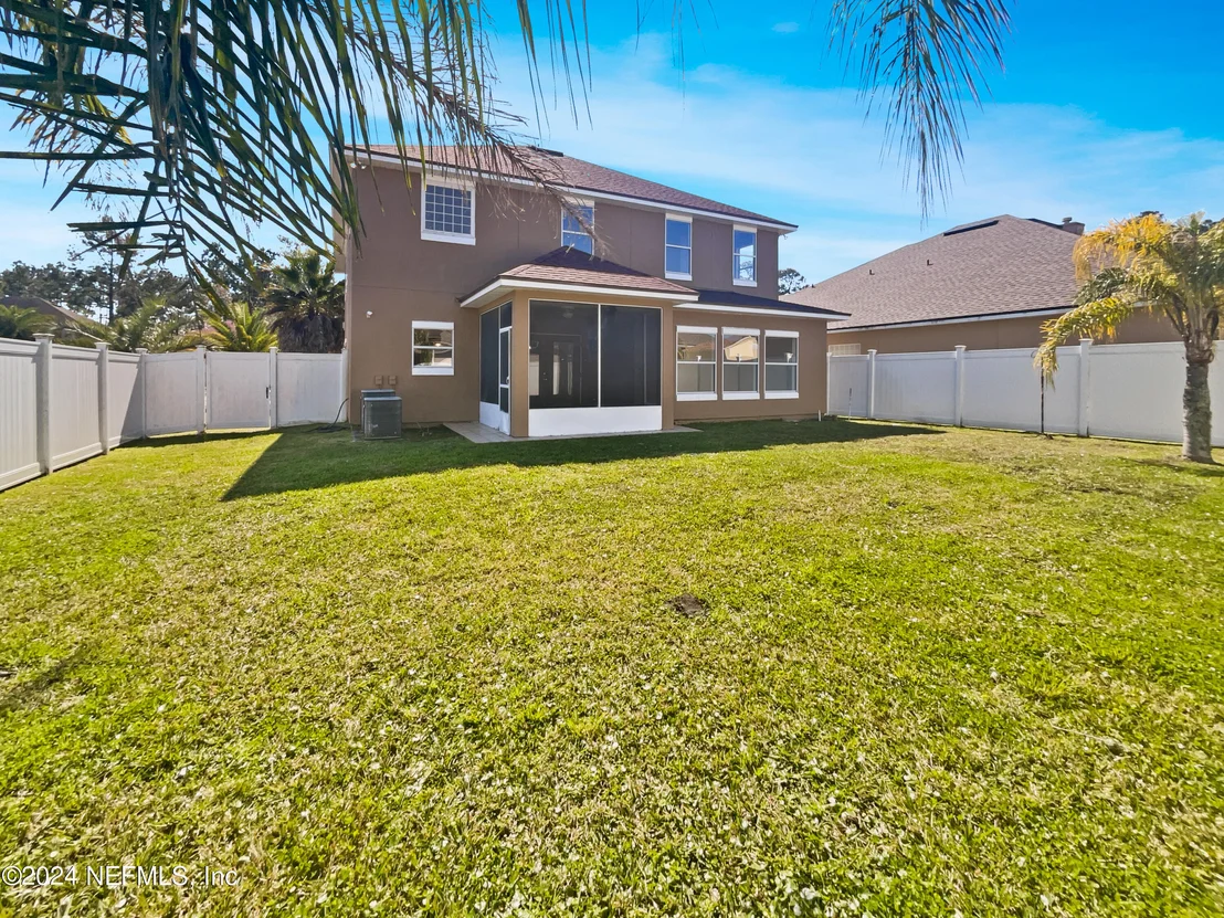 Photo of 1333 AZTECA Drive