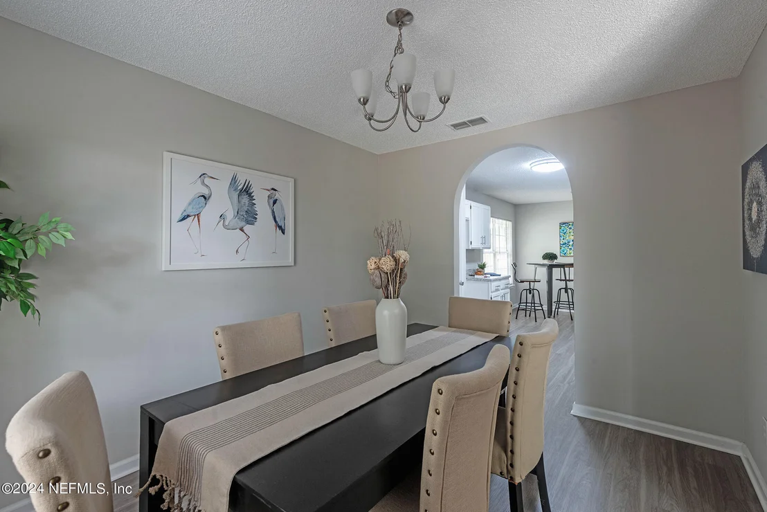 Photo of 6402 CHECKMATE Lane