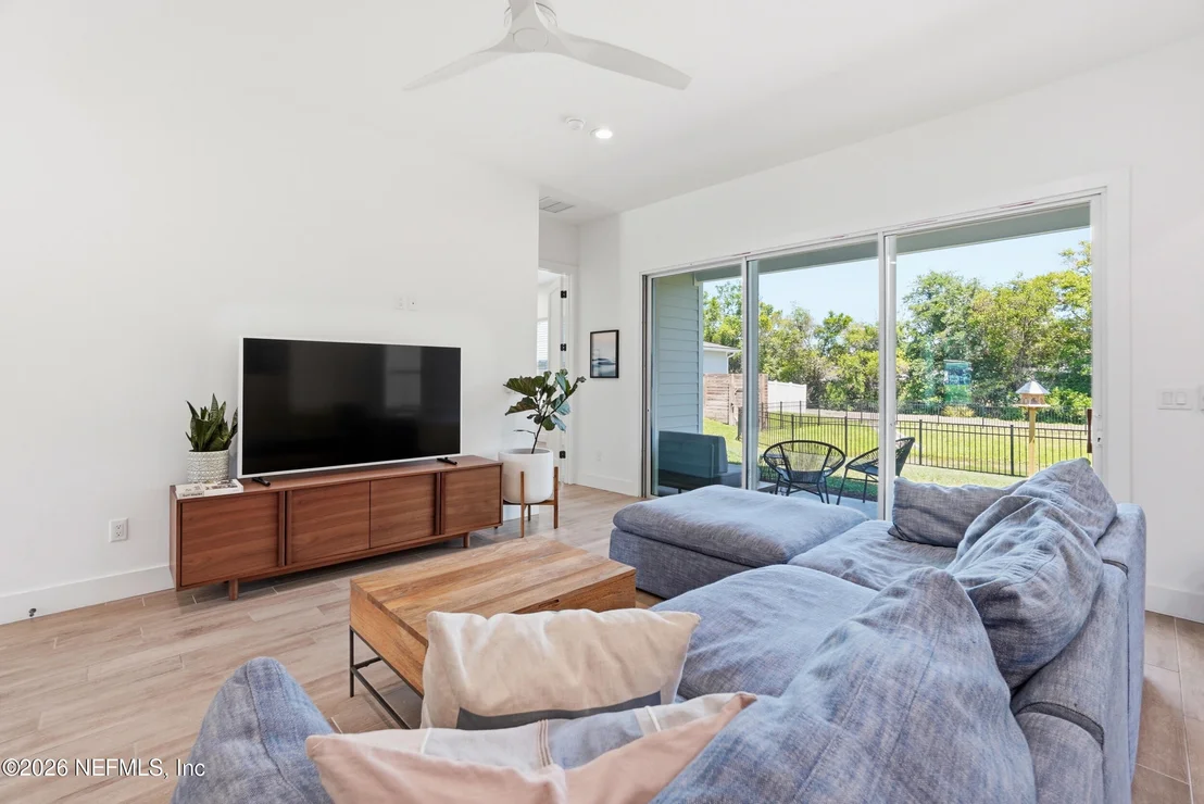 Photo of 3 RIO Lane