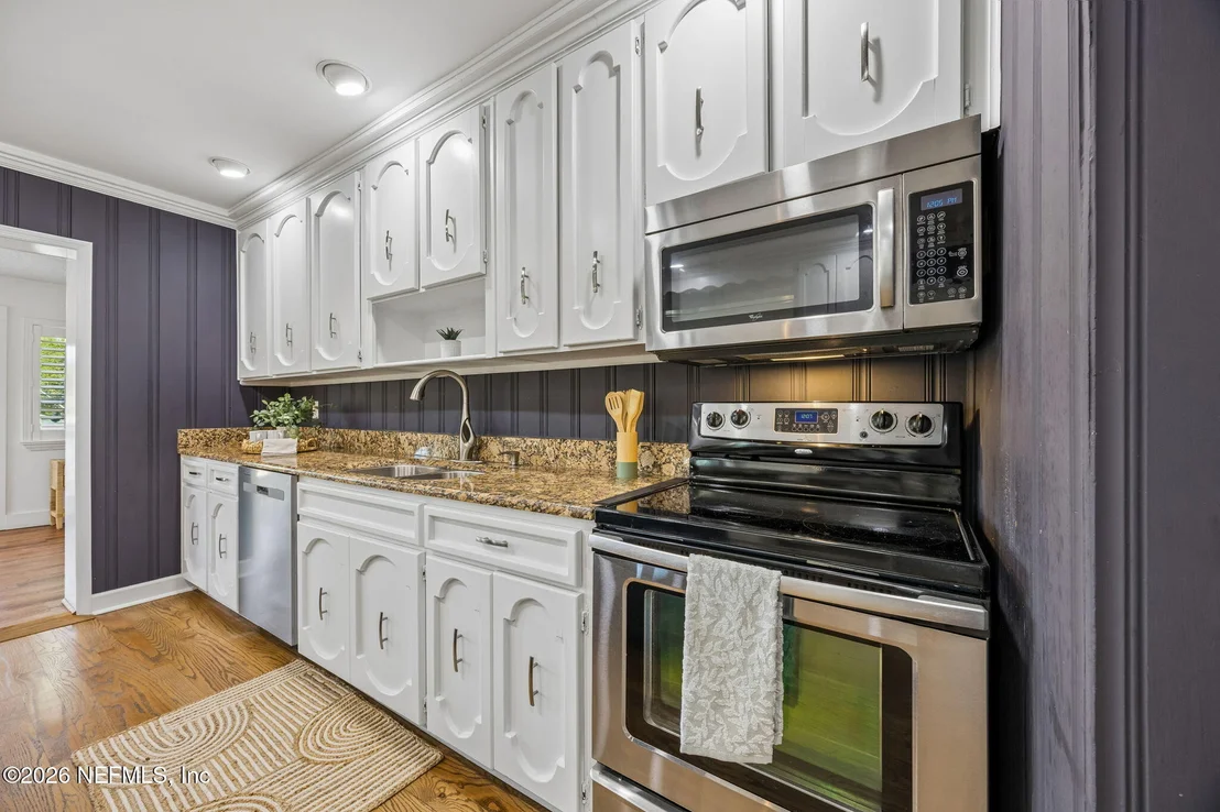Photo of 5436 WATERSIDE Drive