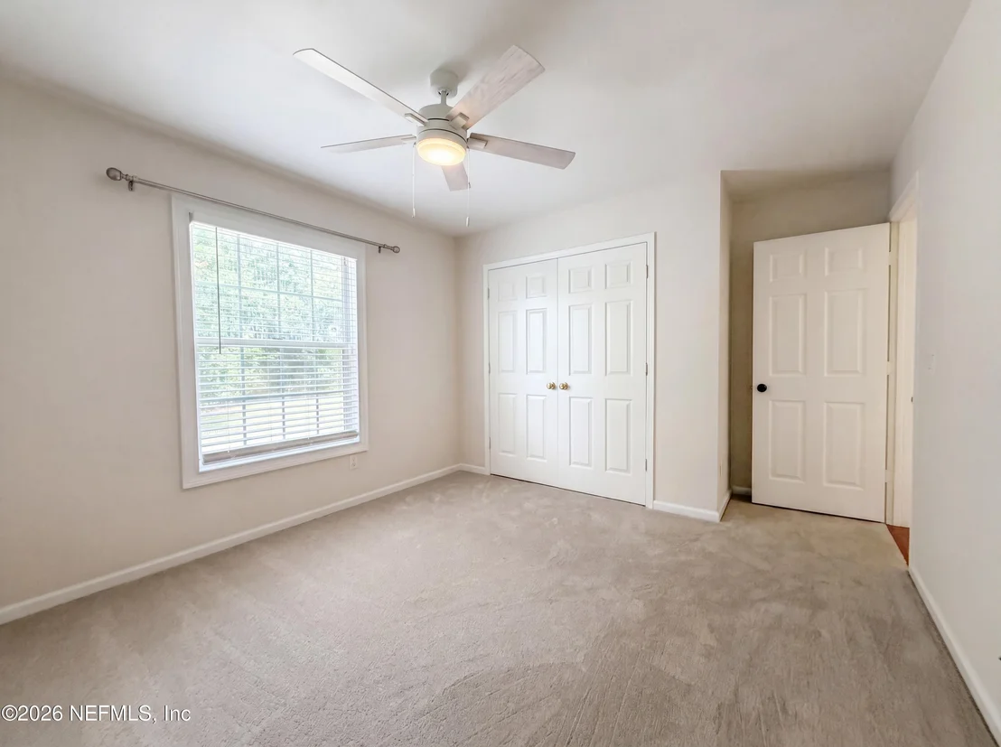 Photo of 1154 LINWOOD Loop