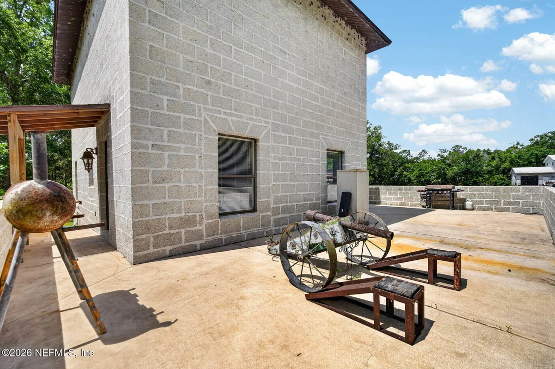 Photo of 7370 WOODWARD Road