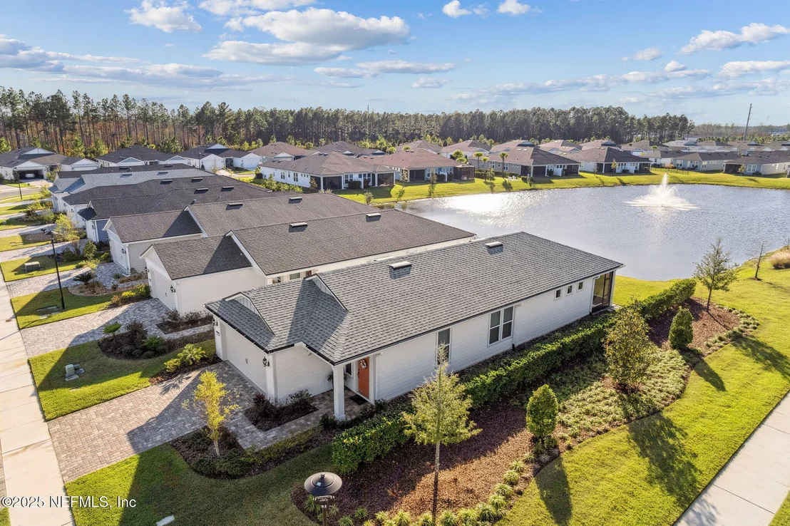Photo of 671 JUBILEE Circle