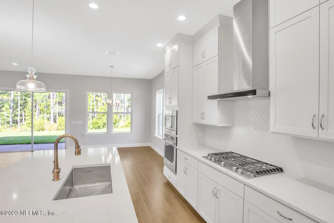 Photo of 557 PINE HAVEN Drive