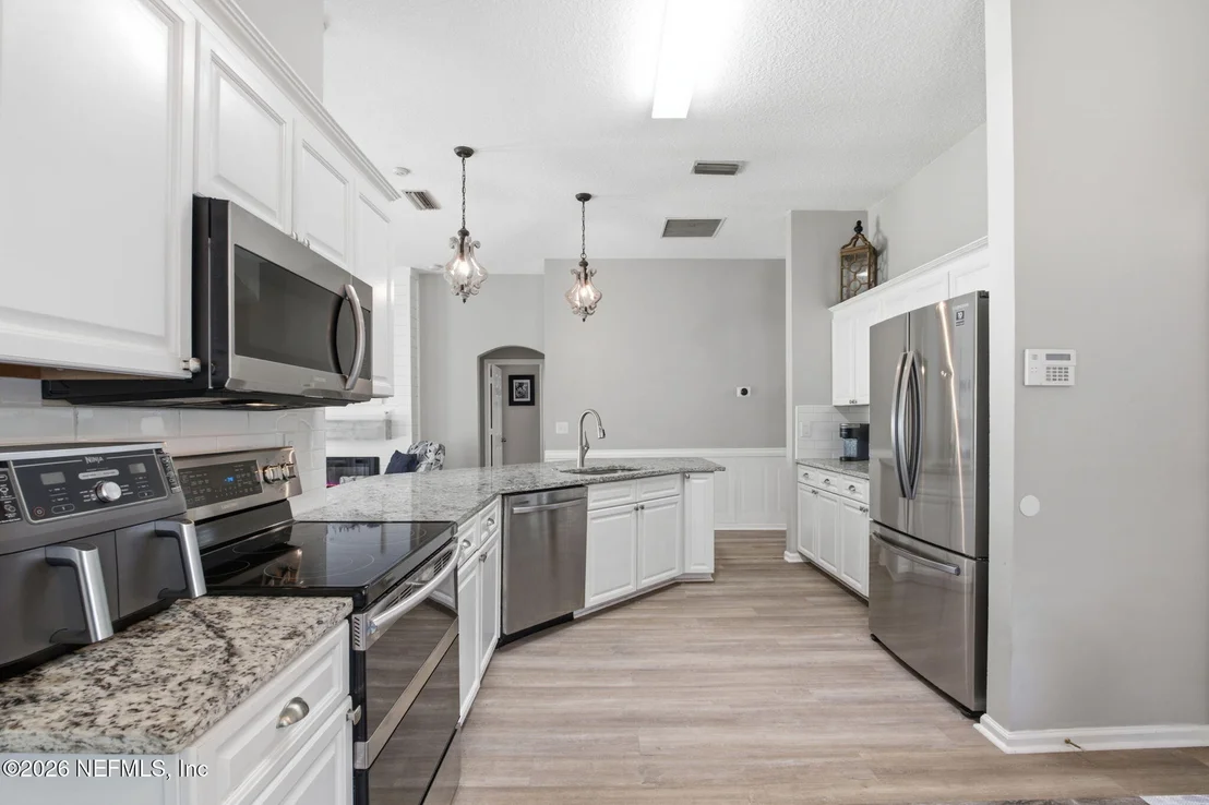 Photo of 920 OAK ARBOR Circle