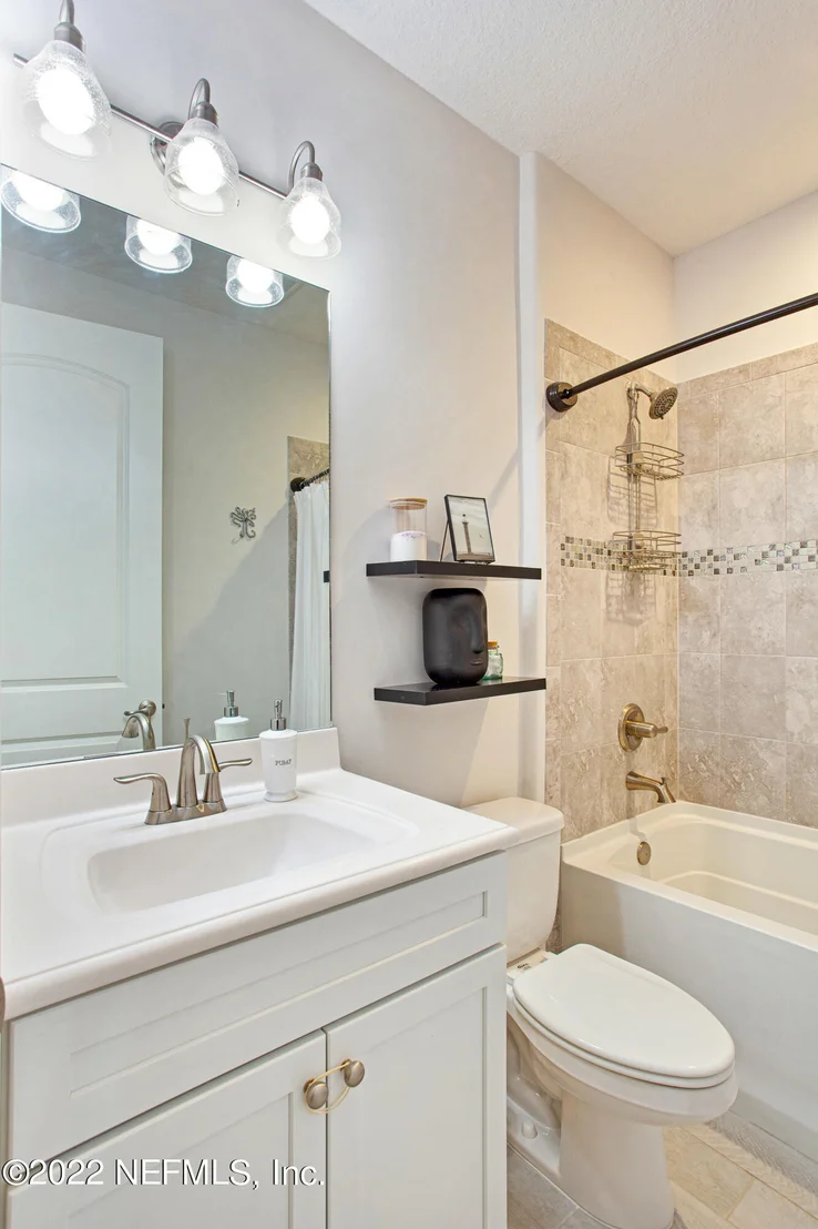 Photo of 814 SILVER PINE Drive