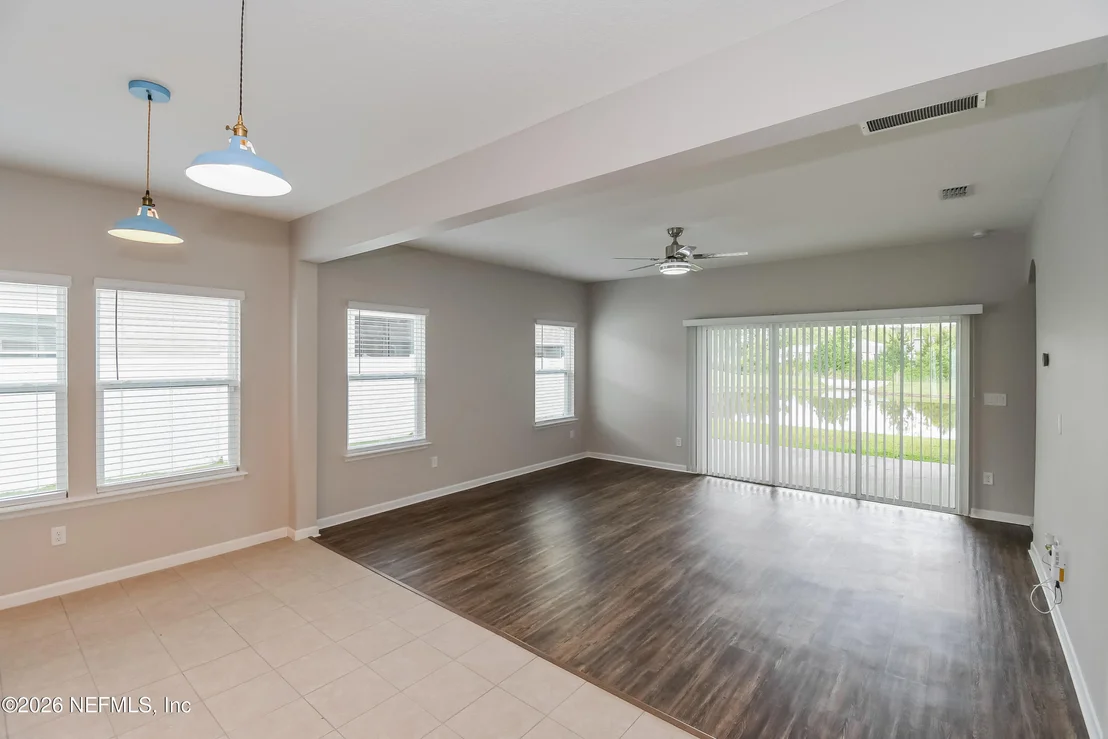 Photo of 10991 HAWS Lane