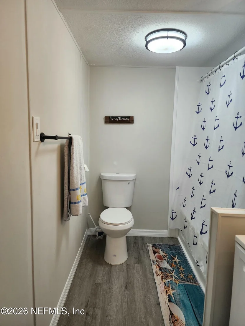 Photo of 231 LAKEVIEW Court