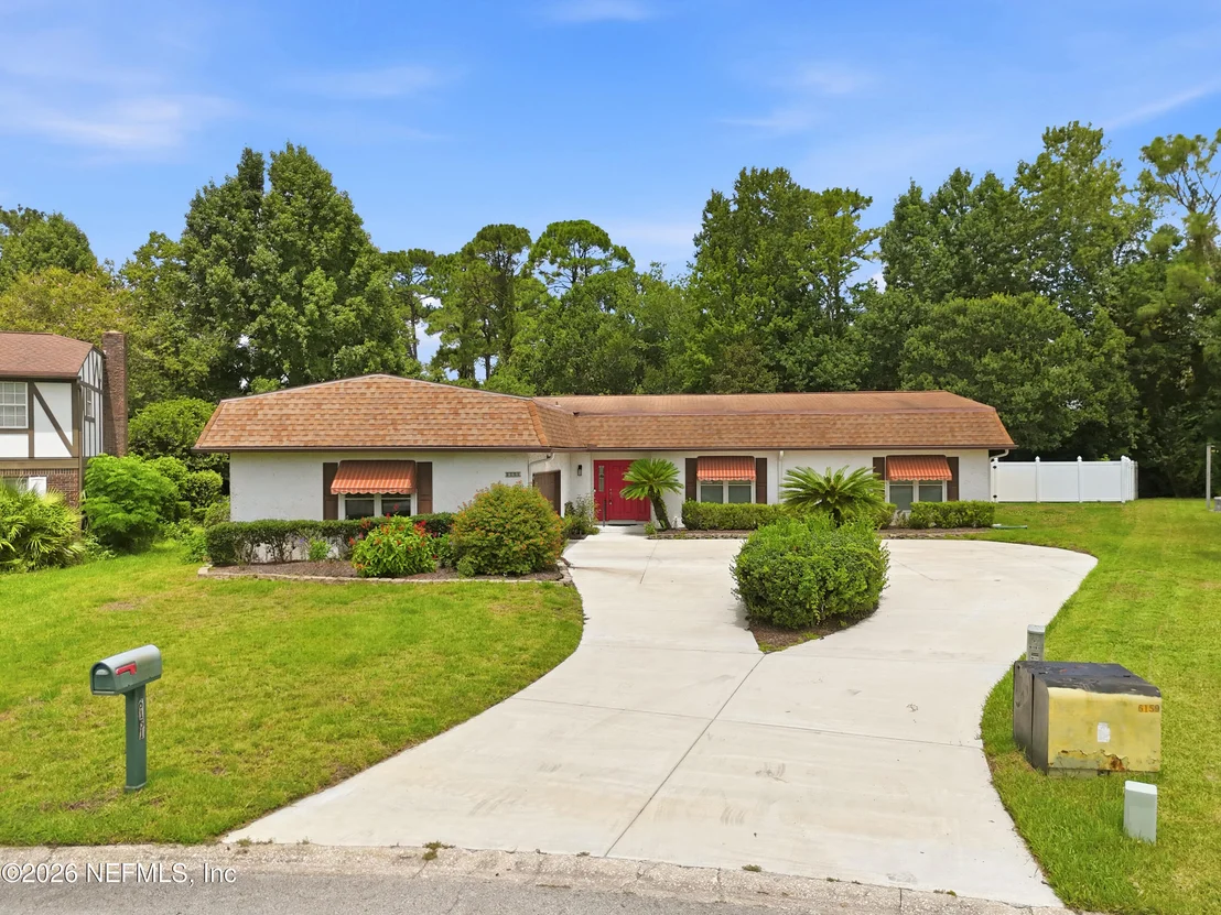Photo of 6151 GRAYLING Drive