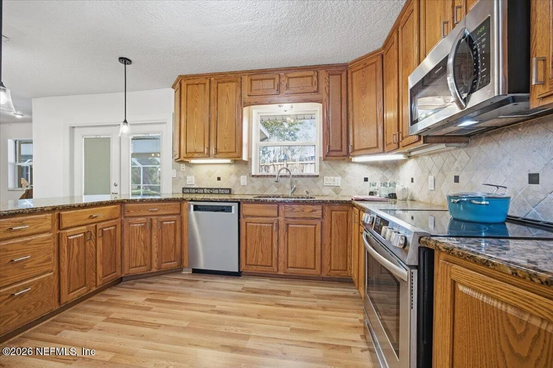 Photo of 6842 ESTRADA Road