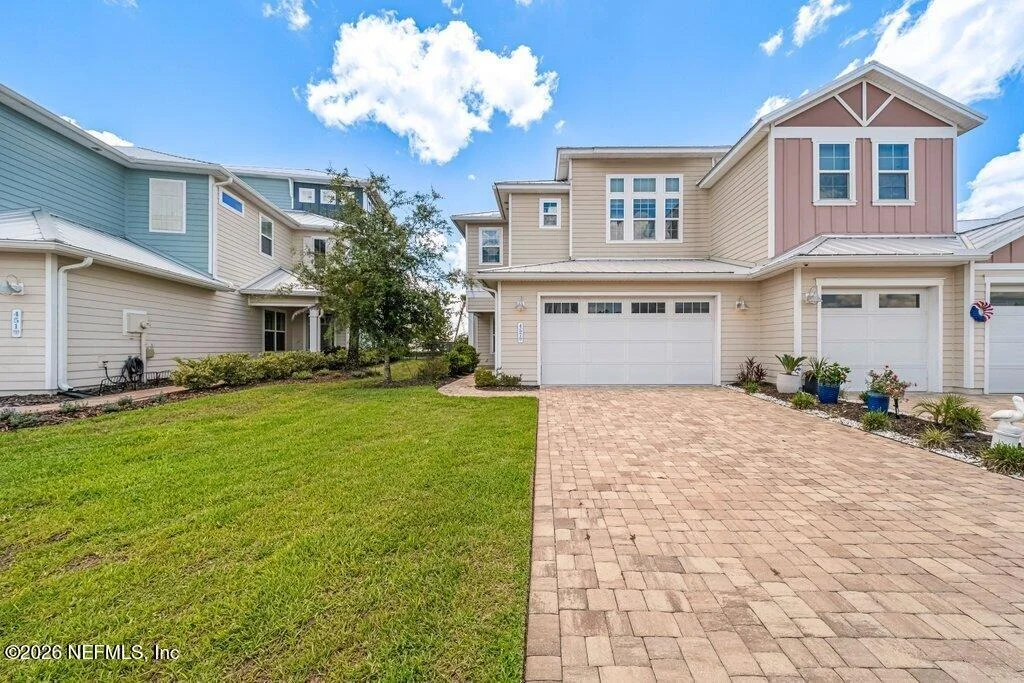 Photo of 457 MARQUESA Circle
