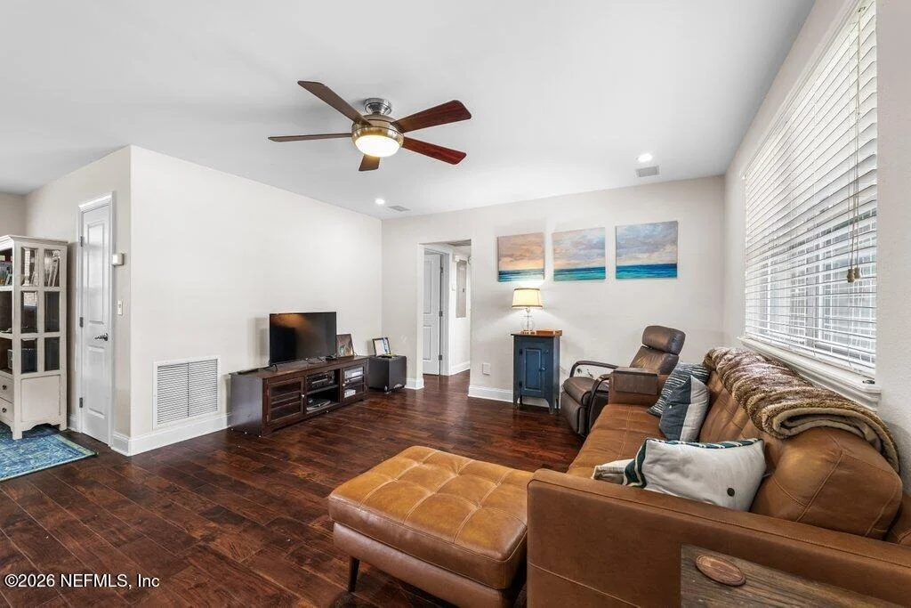 Photo of 5762 HESTON Road