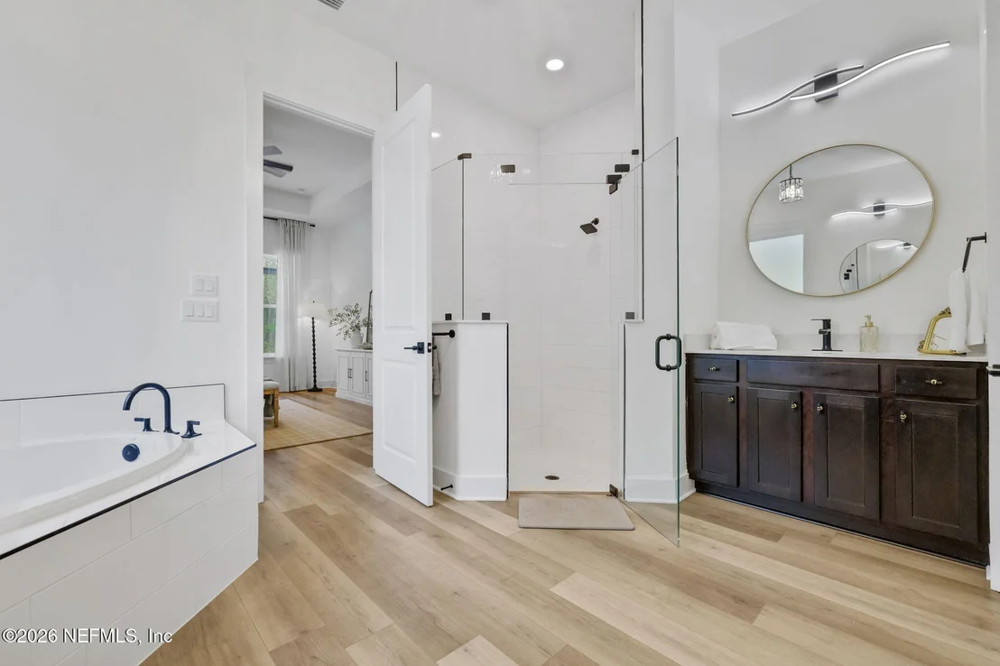 Photo of 446 PALM CREST Drive