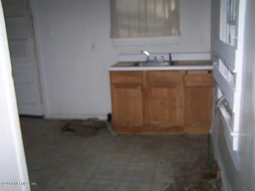 Photo of 3046 Phyllis Street