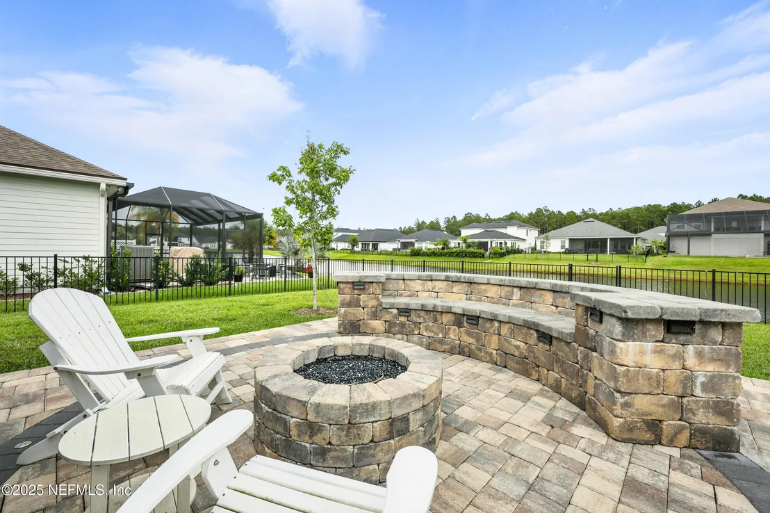 Photo of 141 TARTAN Court