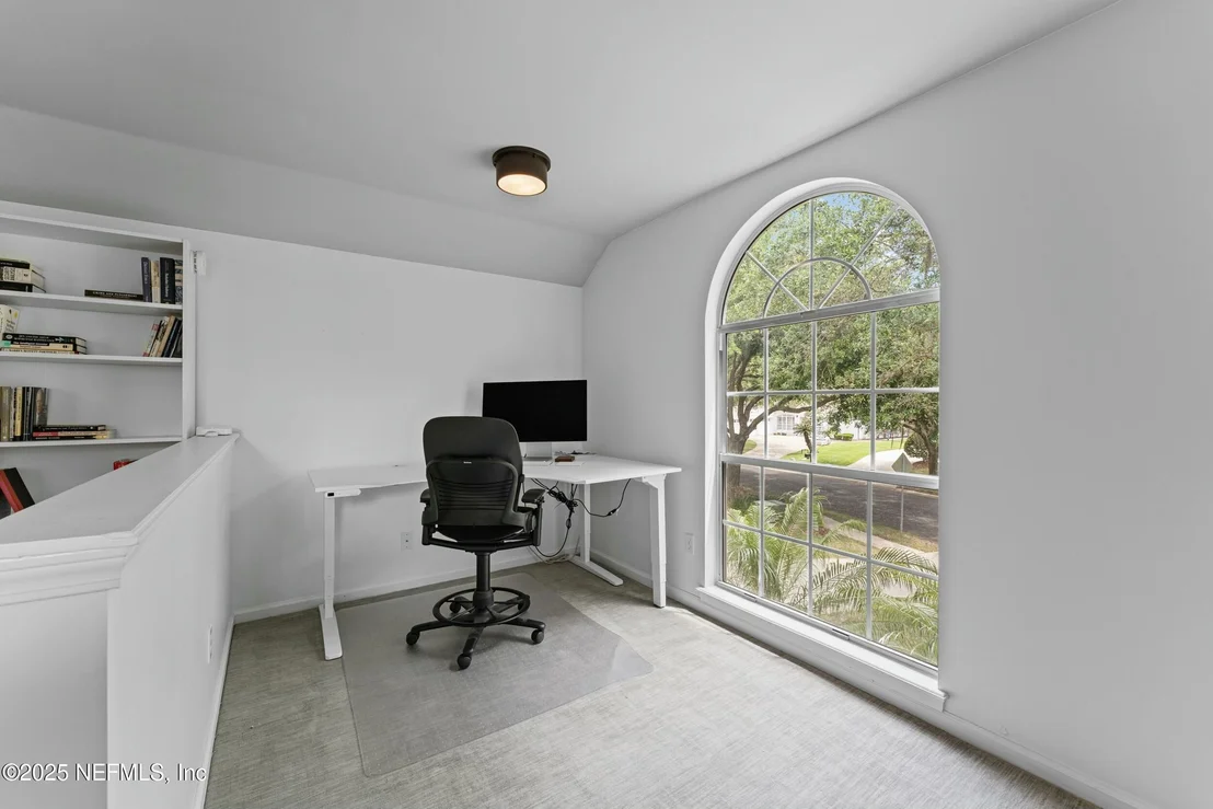 Photo of 140 BEAR PEN Road