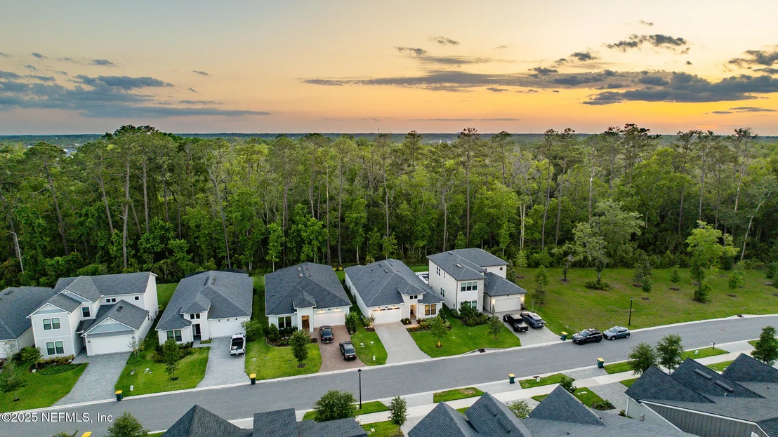 Photo of 9918 FILAMENT Boulevard