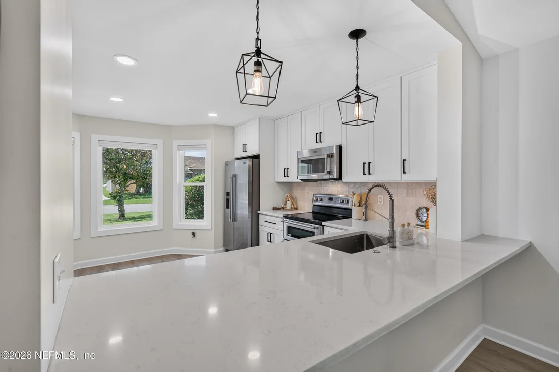 Photo of 12151 SUNCHASE Drive