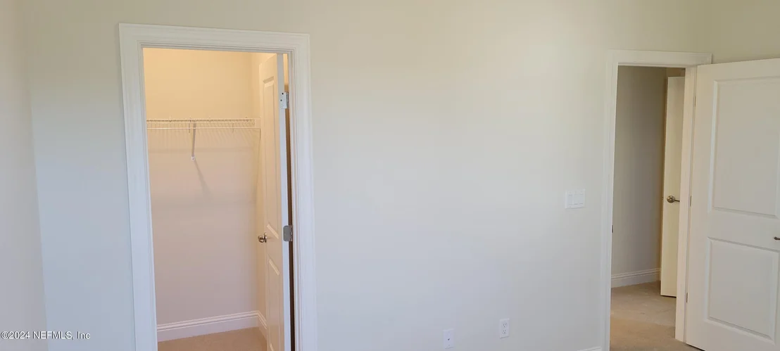 Photo of 435 HILLENDALE Circle