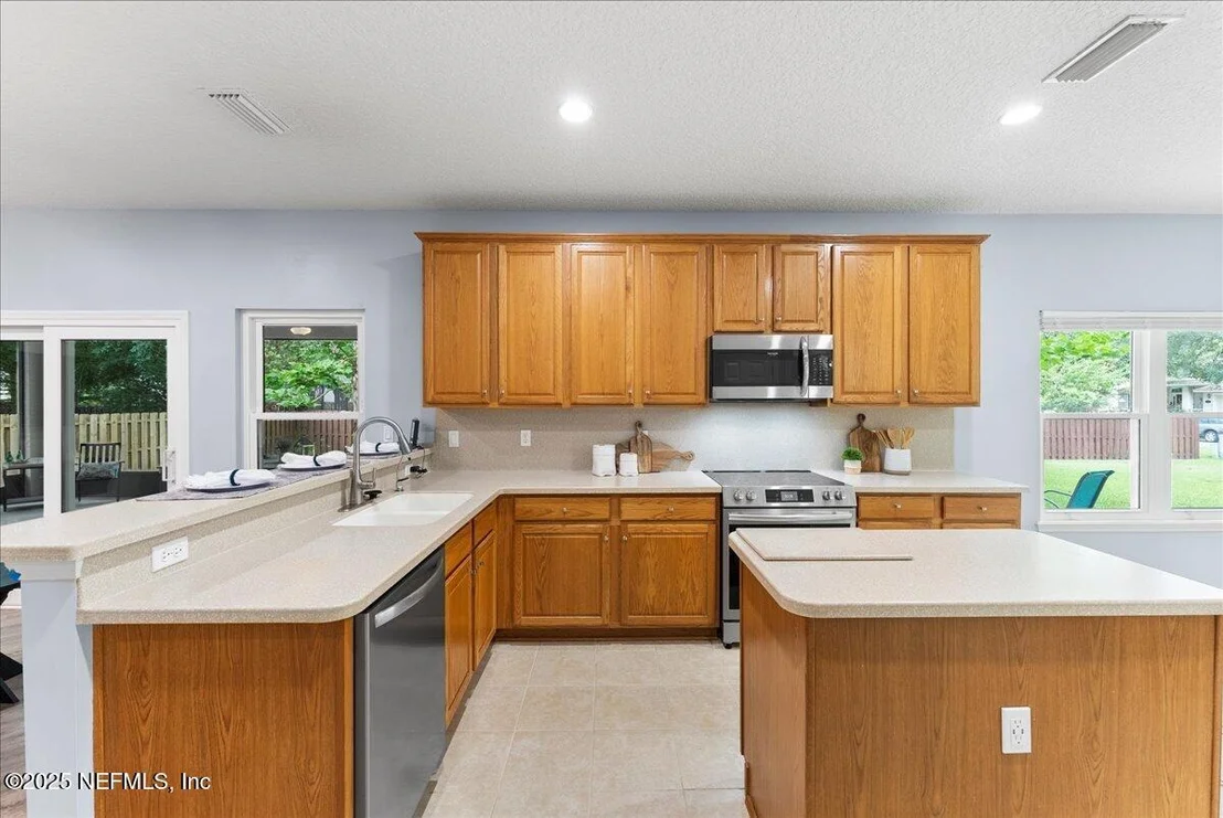 Photo of 629 PELHAM Road
