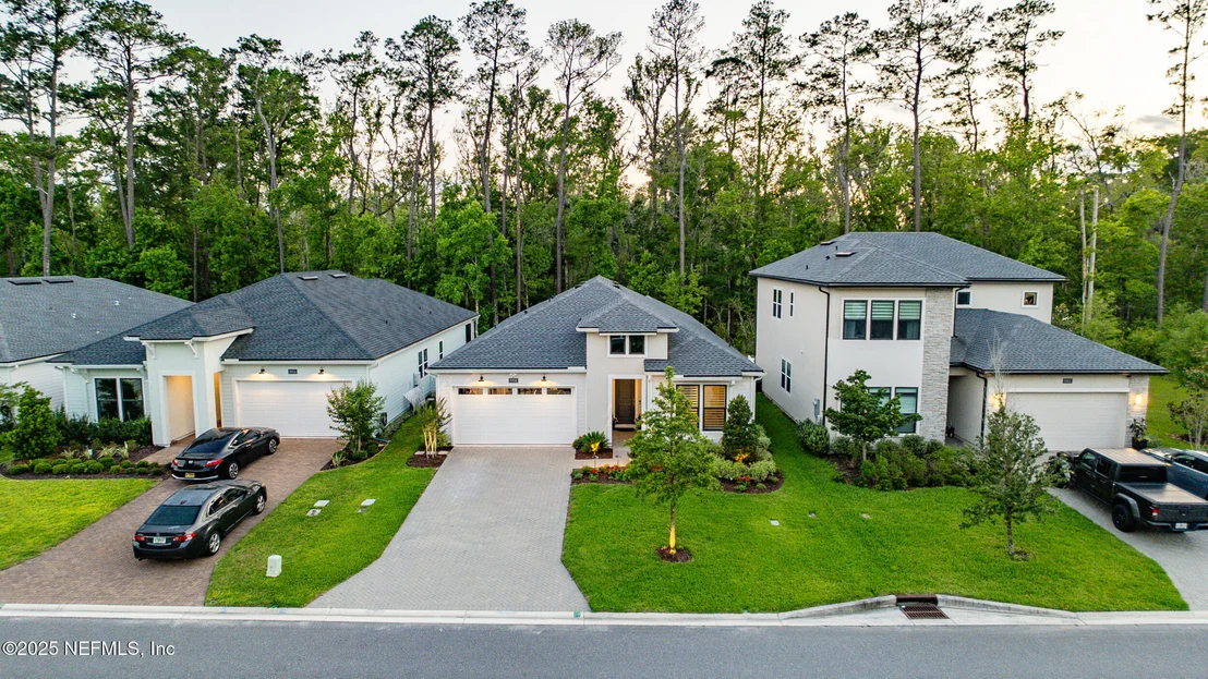 Photo of 9918 FILAMENT Boulevard