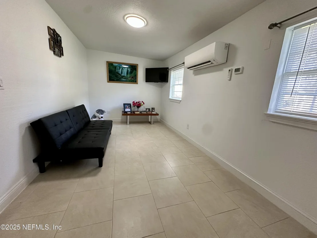 Photo of 1753 DIBBLE Circle E