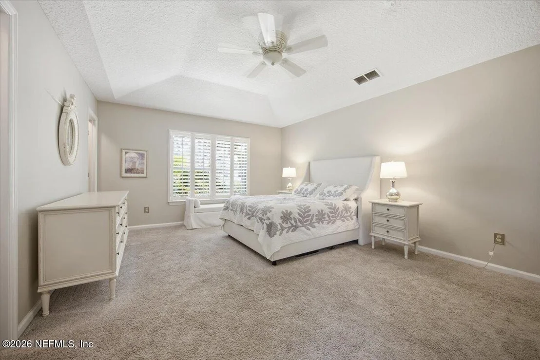 Photo of 1204 PARADISE POND Road