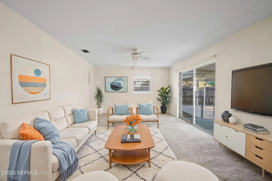 Photo of 272 HARBOR Drive